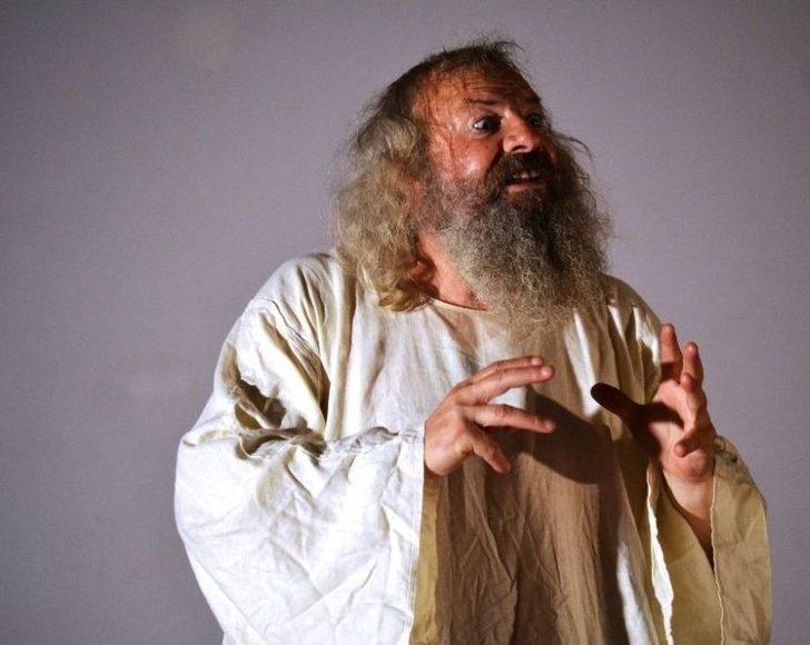 "46’lık Basri Ağabey" Sahnede Büyüledi G3