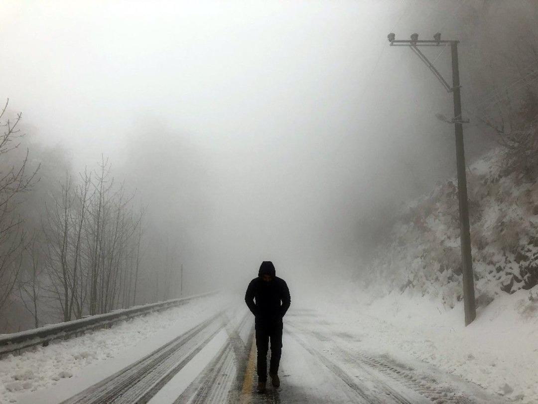 Kartepe&rsquo;ye Mevsimin İlk Karı D&uuml;şt&uuml;