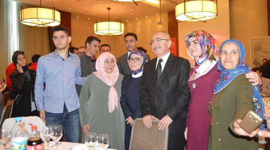 Şehit Aileleri, Gazi Ve Korucuların Afrin Sevinci