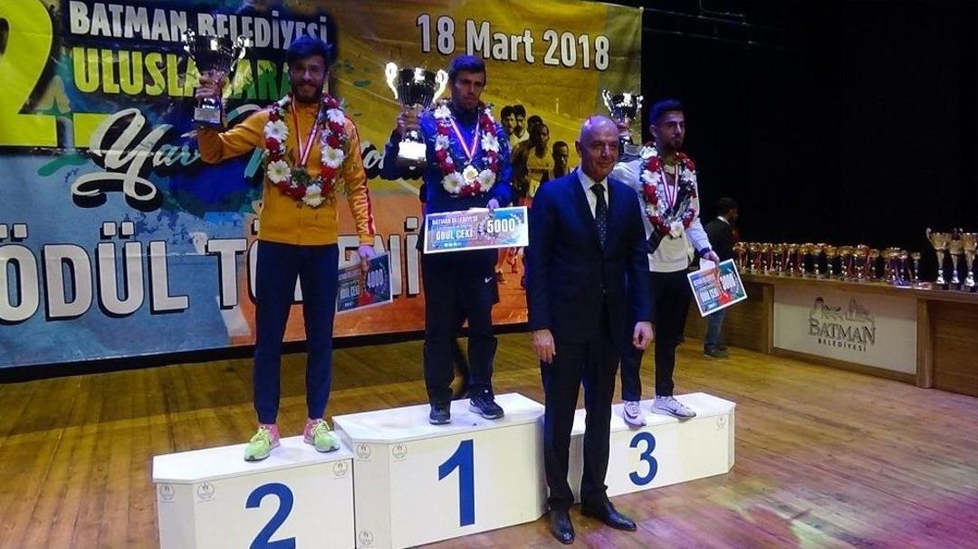 Batman&rsquo;da Uluslararası Yarı Maraton &Ouml;d&uuml;lleri Verildi