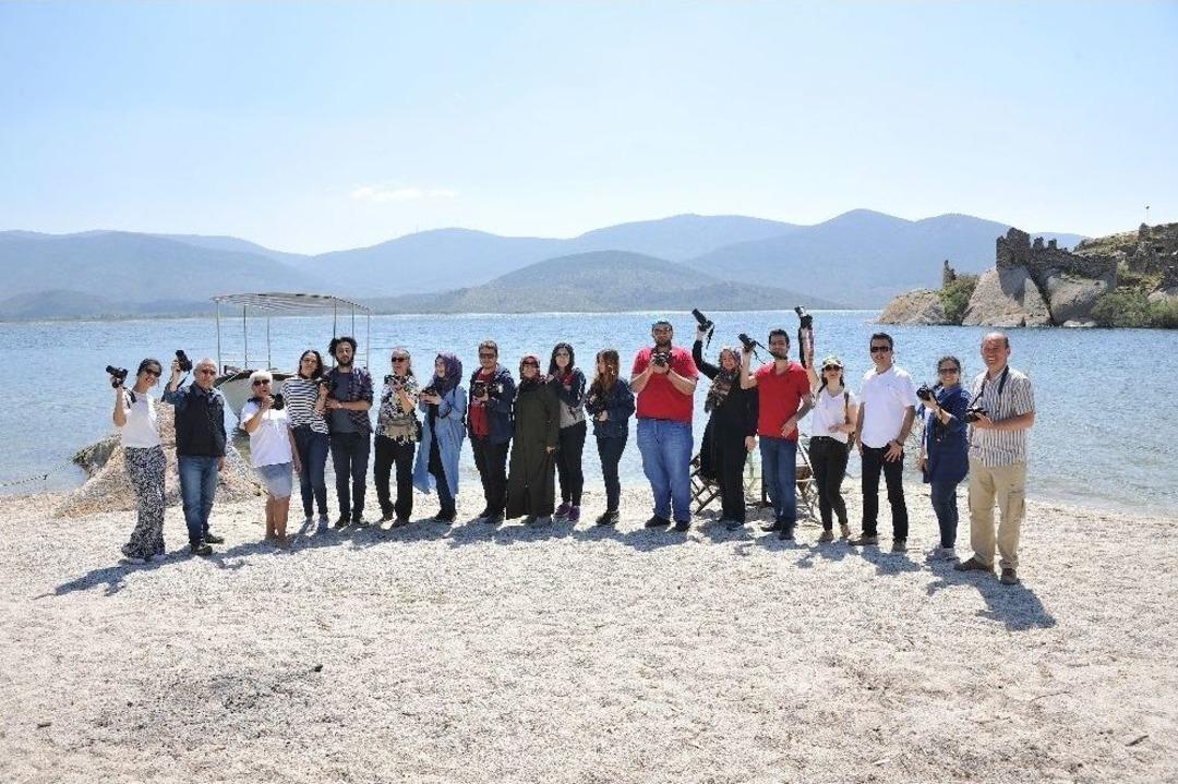 Fotoğraf&ccedil;ılık Kursiyerleri En G&uuml;zel Kare İ&ccedil;in Birbirleri İle Yarıştı