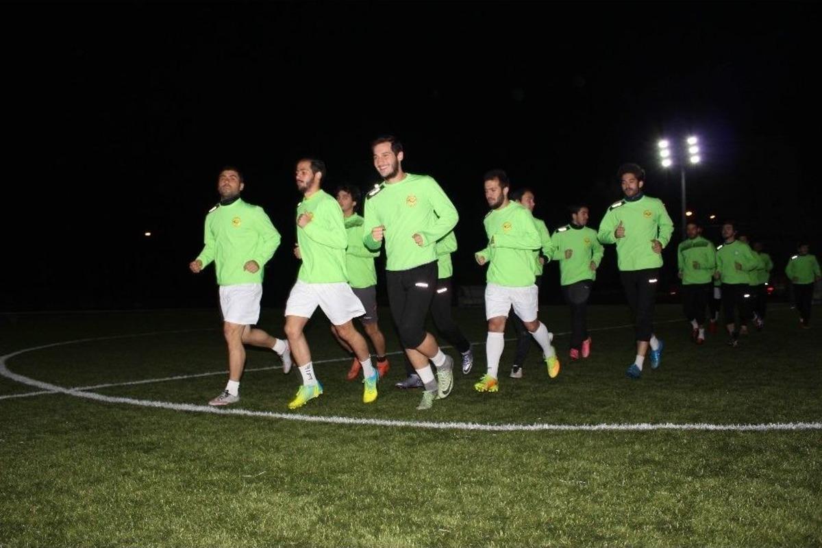 &Ccedil;iftelerli Gen&ccedil;lerin Hayali Alper Potuk Olmak