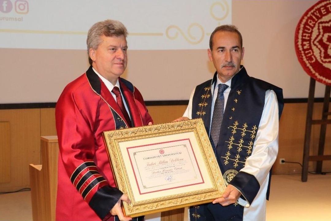 Makedonya Cumhurbaşkanı Ivanov&rsquo;a Fahri Bilim Doktorluğu Unvanı