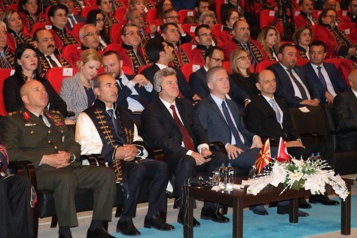 Makedonya Cumhurbaşkanı Ivanov’a Fahri Bilim Doktorluğu Unvanı G1