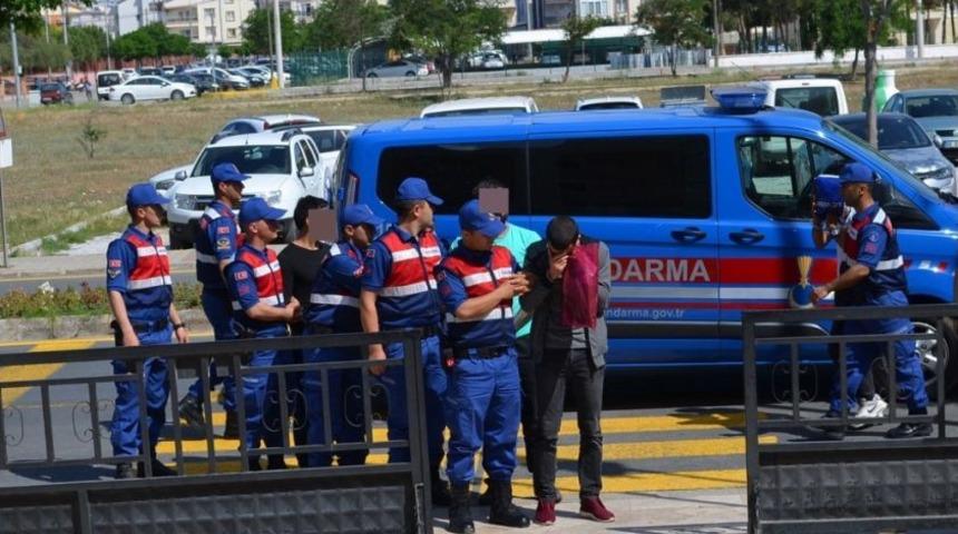 Kredi Kartı Dolandırıcıları Didim Jandarmasına Takıldı