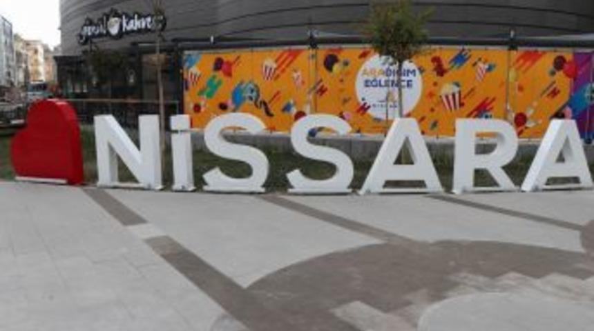 Nissara Avm Anneleri Yalnız Bırakmadı