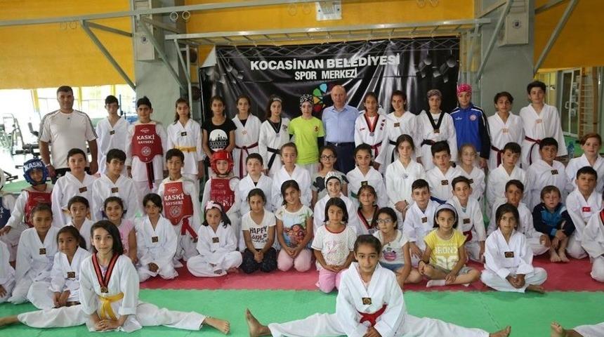 Kocasinan’ın Tesisleri, 7’den 70’e Herkese Spor Hizmeti Veriyor