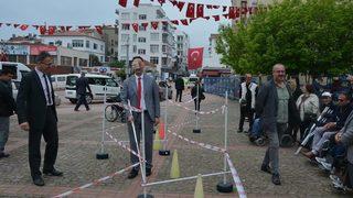 Engelliler İle Empati Kurmak İçin Zorlu Parkuru Geçtiler