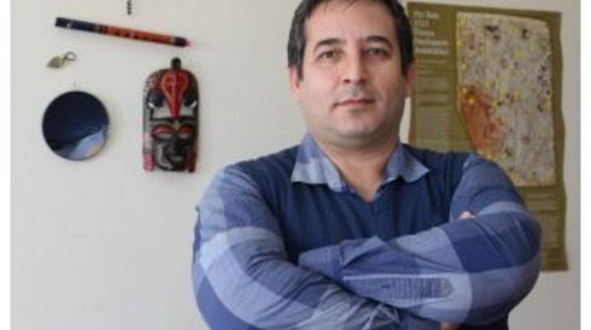 Yrd. Do&ccedil;. Dr. Bilici: &ldquo;medyanın Ninnileri İle B&uuml;y&uuml;yoruz&rdquo;