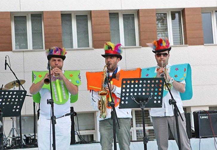 Şenlikler Tüm Hızıyla Devam Ediyor G3