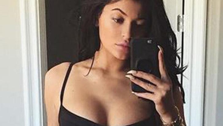 Kylie Jenner'dan seksi iyi geceler mesajı 