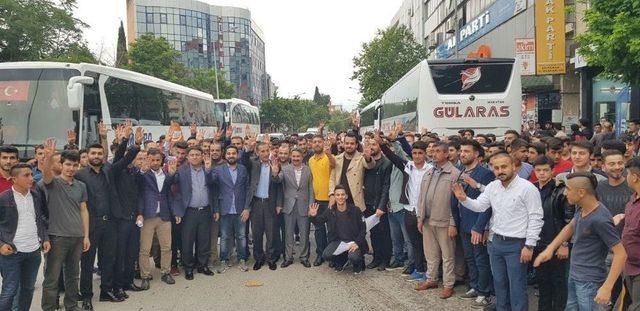 Ak Partili Gençler Ankara’ya Uğurlandı