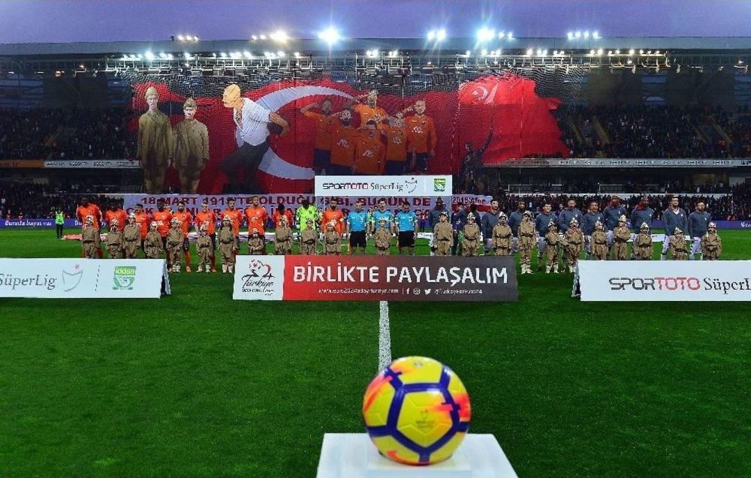 Spor Toto S&uuml;per Lig: Medipol Başakşehir: - Beşiktaş: (ma&ccedil; Devam Ediyor)
