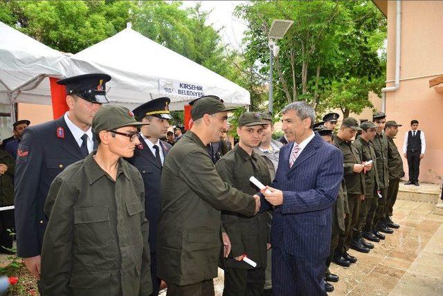 Bir Günlük Engelli Askerlerin Duygulandıran Yemin Töreni