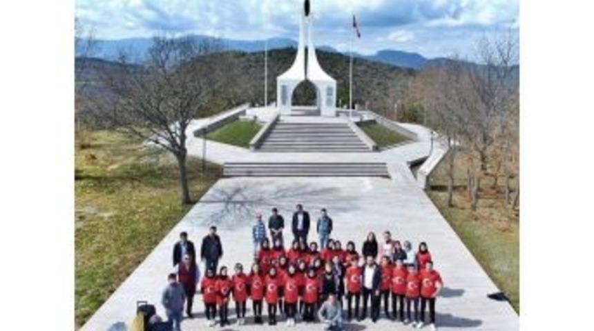 &rsquo;gazi Emet&rsquo;ten &Ccedil;anakkale&rsquo;ye Bir İşaret