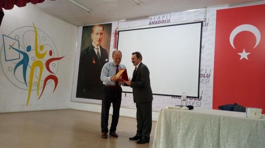 Yazar Halit Ertuğrul Başarının Sırlarını Anlattı