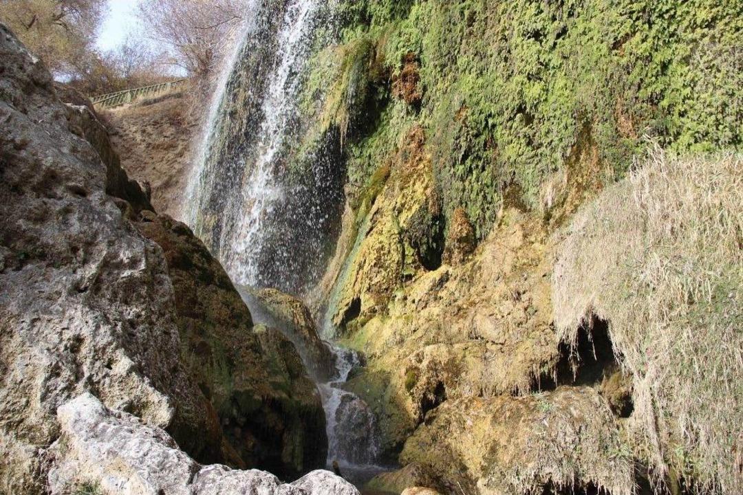 Sızır Şelalesi Doğal G&uuml;zelliğiyle B&uuml;y&uuml;l&uuml;yor