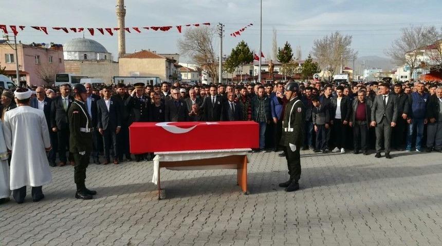 Kazada Hayatını Kaybeden Uzman &Ccedil;avuş Toprağa Verildi