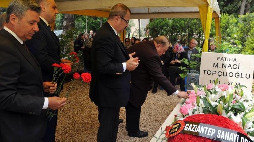 Gso&rsquo;nun Kurucu Meclis Başkanı Naci Top&ccedil;uoğlu Mezarı Başında Dualarla Anıldı