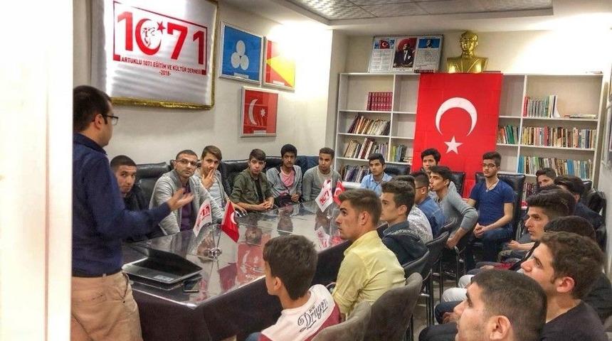 Mardin&rsquo;de Afrin İ&ccedil;in Meşaleli Zafer Y&uuml;r&uuml;y&uuml;ş&uuml;