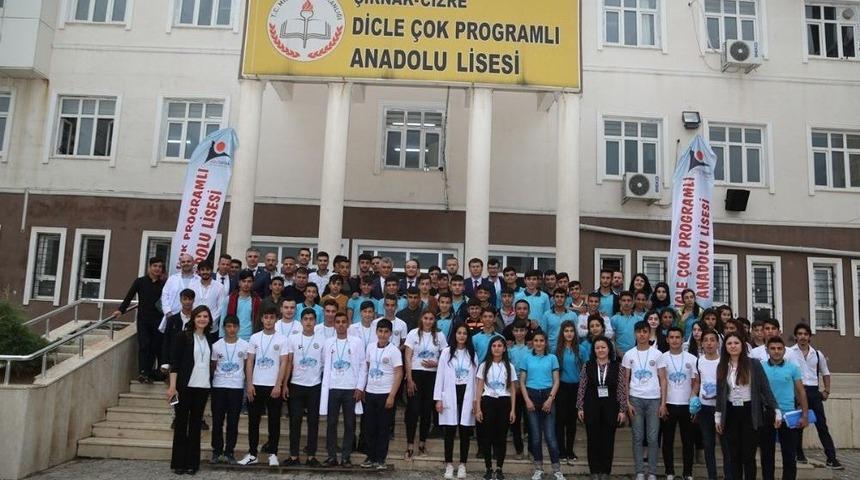 Cizre&rsquo;de T&uuml;bitak Bilim Fuarı A&ccedil;ıldı