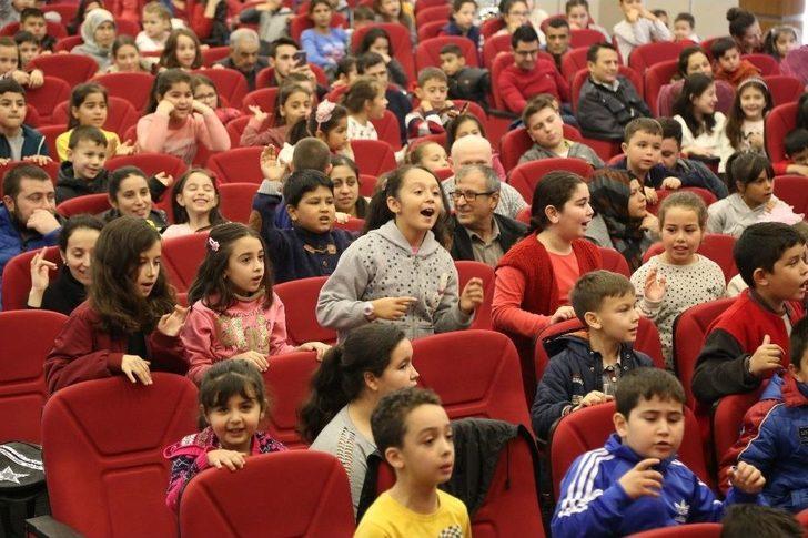 Miniklere Erdemli Ve Çalışkan Olmak ’asterix Ve Oburix’ İle Öğütlendi G4