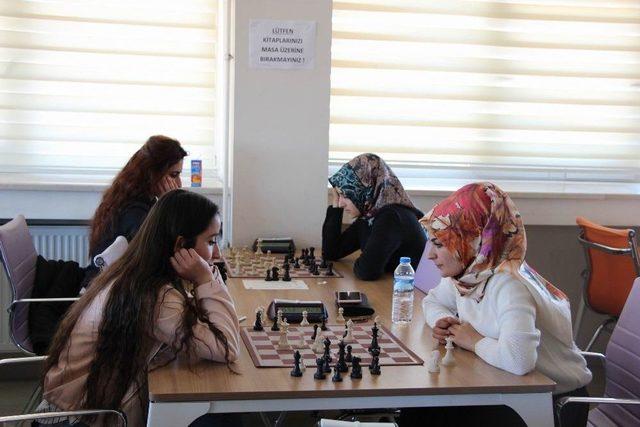 Satranç Turnuvaları Finalleri Yapıldı