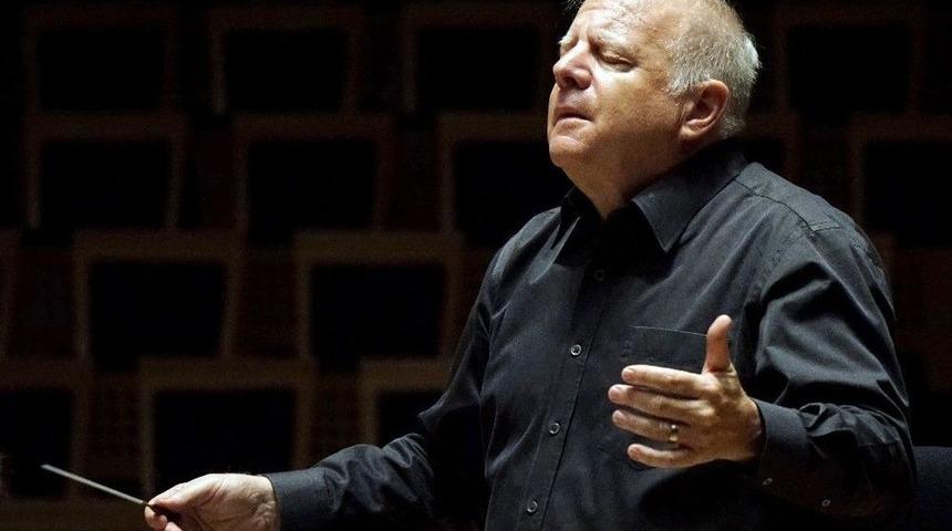 D&uuml;nyaca &Uuml;nl&uuml; Şef Hakan Şensoy, Antalya Piyano Festivali&rsquo;nde