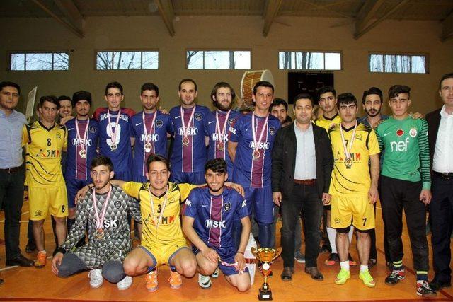 Hizan’da Futsal Turnuvası