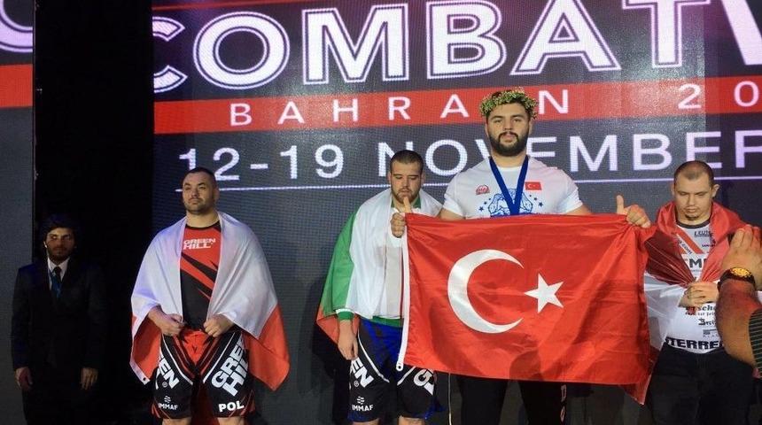 Bursalı Milli Sporcudan Tarihi Başarı