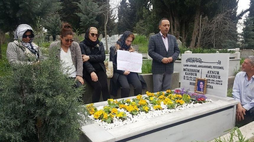 (&ouml;zel) 2 Yıl &Ouml;nce &Ouml;ld&uuml;r&uuml;len Mezdeke Grubu &Uuml;yesi Aynur Kanbur İ&ccedil;in Adalet &Ccedil;ağrısı