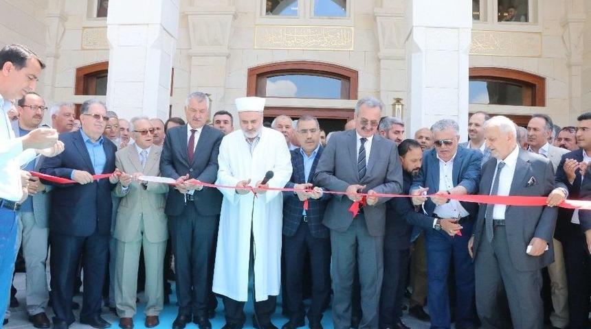 Nuri &Ccedil;omu Camii İbadete A&ccedil;ıldı