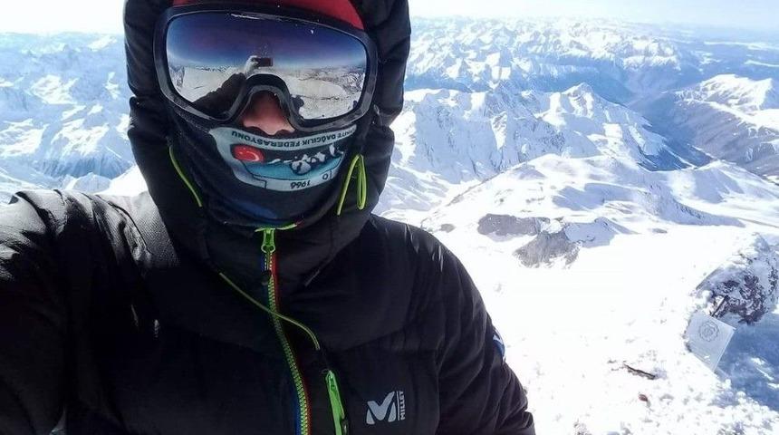 Bursalı Dağcı, -40 Derecede Avrupa&rsquo;nın Zirvesine Tırmandı