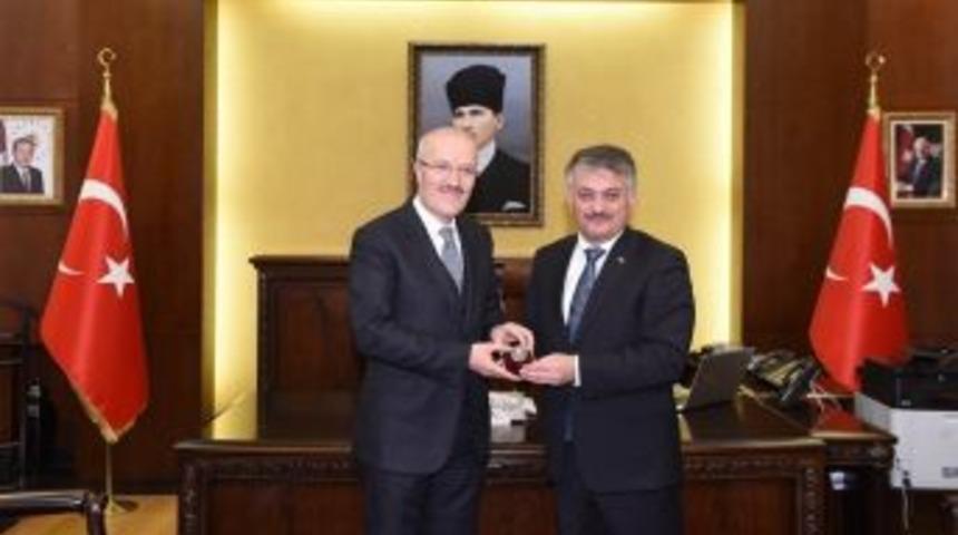 Kafaoğlu, Vali Ersi Yazıcı&rsquo;yı Ziyaret Etti