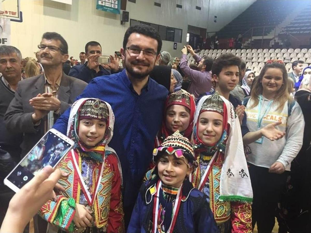 Orhaneli Halk Oyunları Minik Ekibi Bursa 1.si Oldu