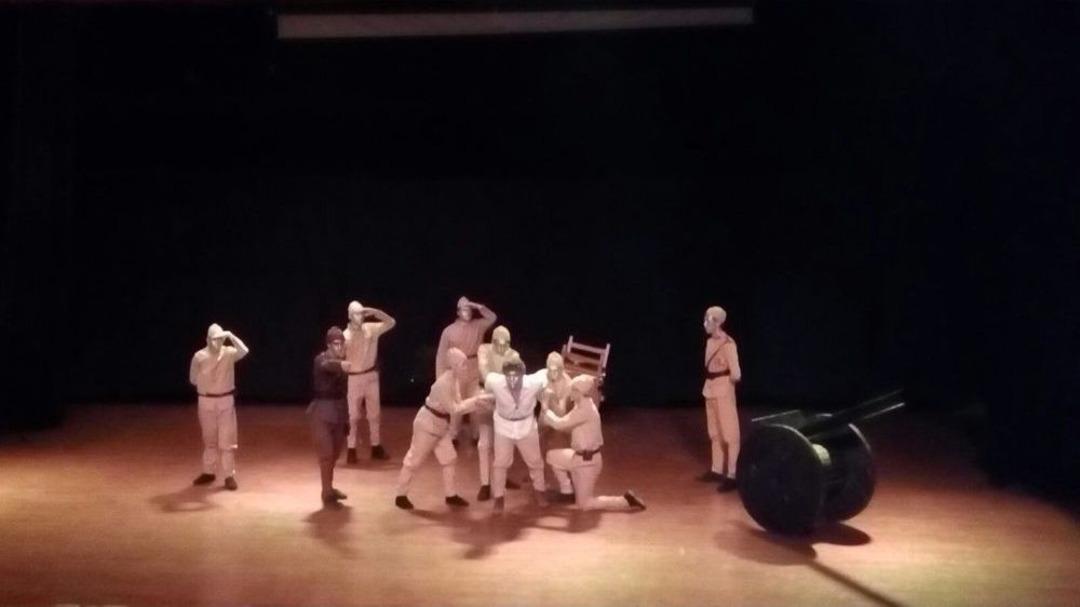 Lise &Ouml;ğrencilerinden "bedrin Aslanları"