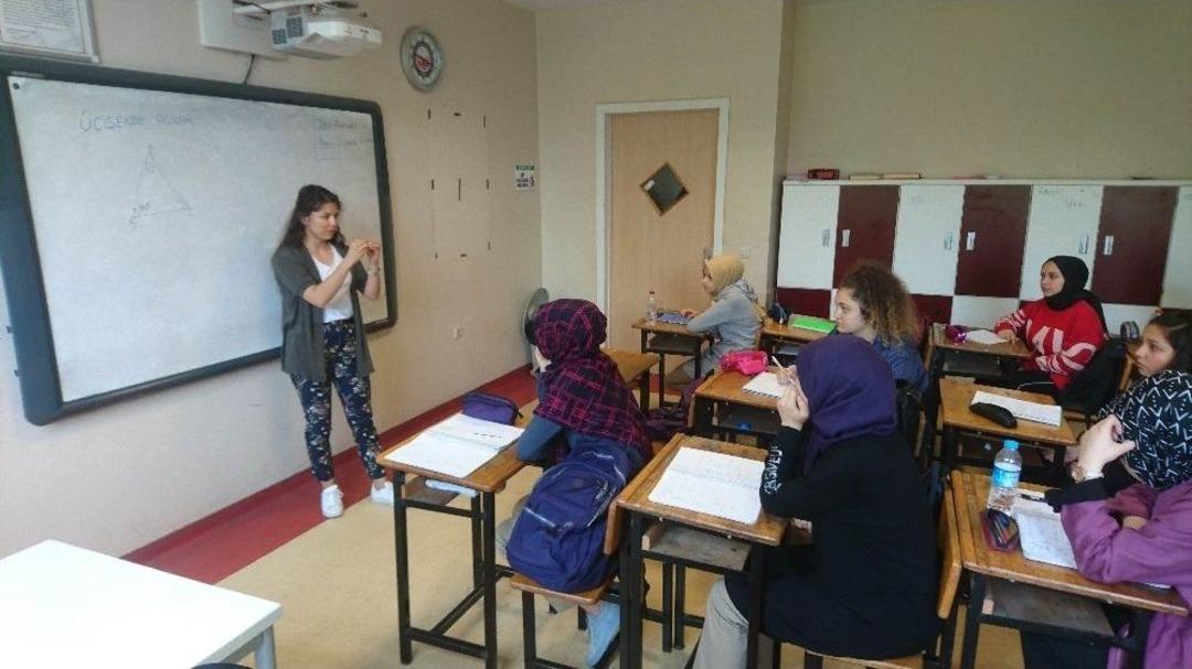 (&ouml;zel) Ağızlarıyla Fır&ccedil;a Tuttular, G&ouml;rmeden Boya Yaptılar