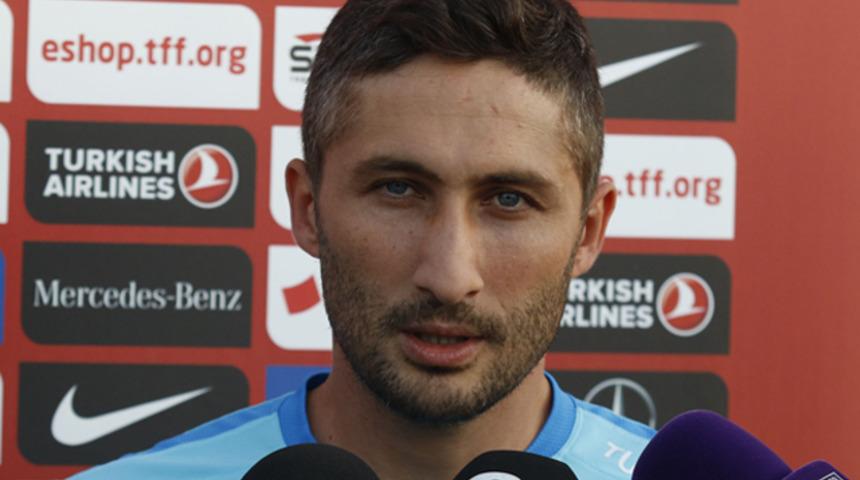 Sabri Sarıoğlu futbolu bıraktığı iddiasına yanıt verdi