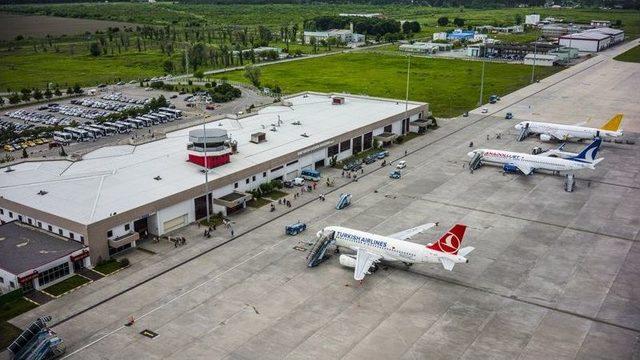 Samsun’da Hava Yolcu Trafiği Yüzde 20 Artış Gösterdi