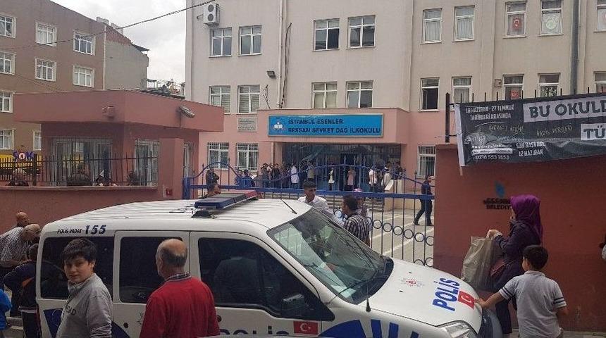 Esenler&rsquo;de İlkokulda Bomba Paniği
