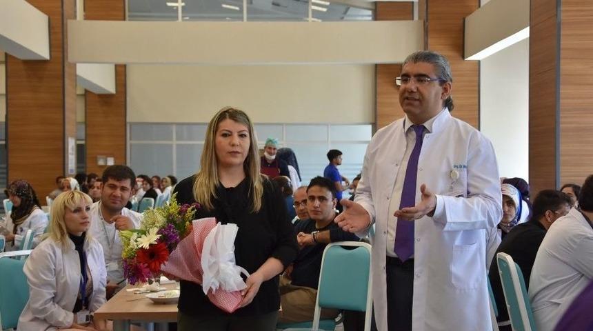 Van&rsquo;da &ldquo;ebe Ve Hemşireler Haftası&rdquo; Kutlandı