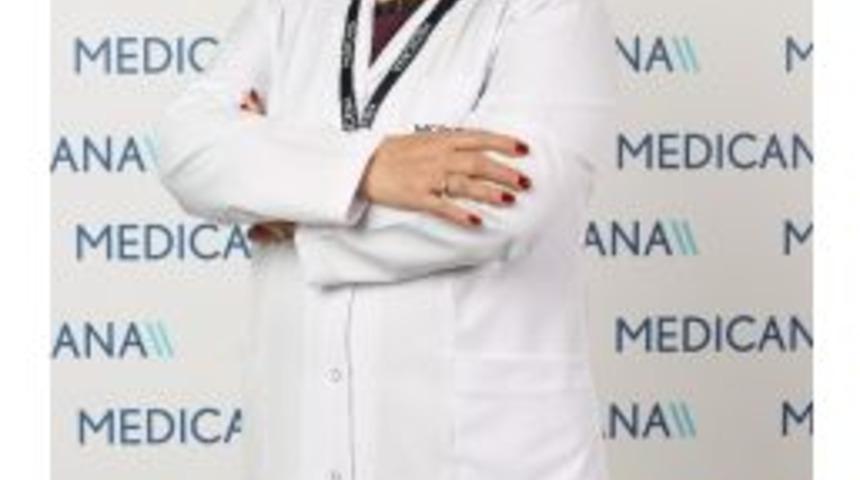 Bahara Işıltılı Bir Cilt İle Girin