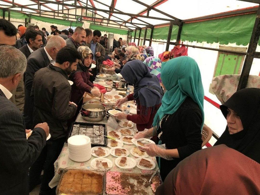 Muradiye&rsquo;de Kur&rsquo;an Kursu Yararına Kermes