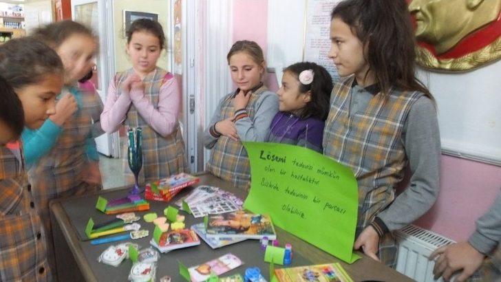 Öğrenciler Lösemili Çocuklar Yararına Satış Yaptılar G5