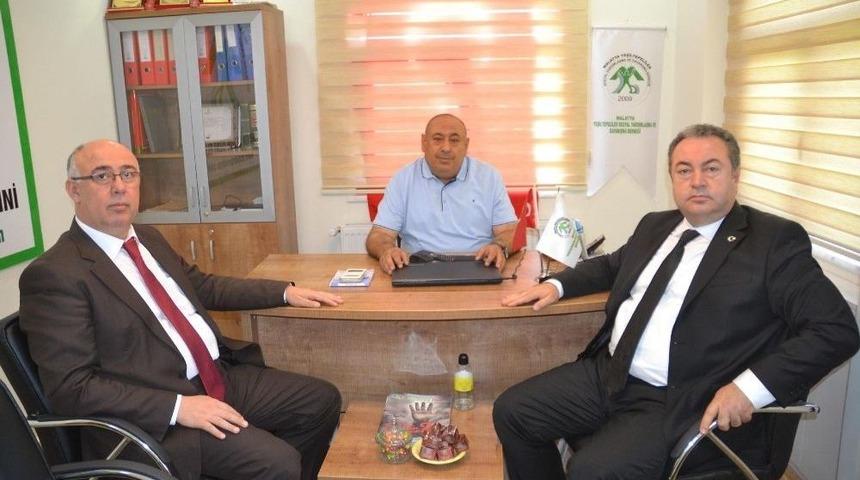 M. Aday Adayı Samanlıoğlu, Gezilerini S&uuml;rd&uuml;r&uuml;yor