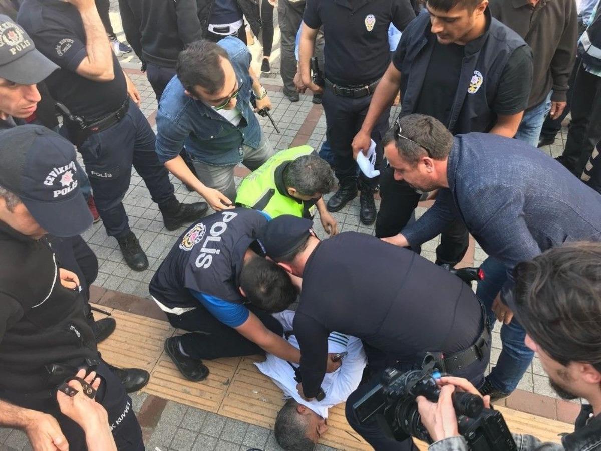 Cumhurbaşkanı Adayı Muharrem İnce&rsquo;nin Rize Mitinginde Gerginlik