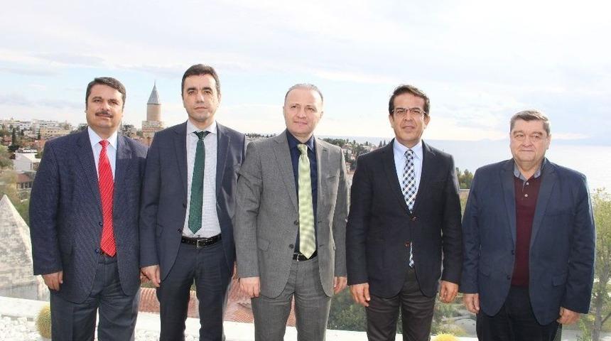 Rektör Ünal Atb’de