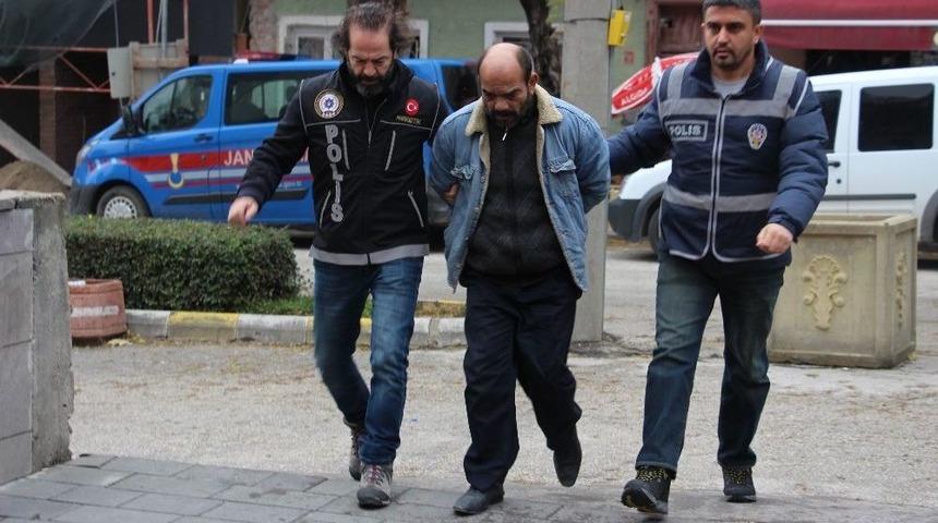 Uyuşturucu Satıcısı Adliyede