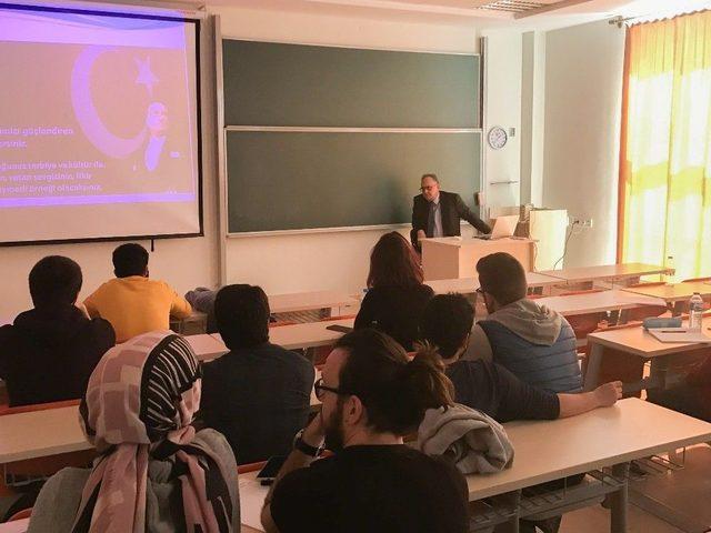 “liderlik Ve Kariyer” Seminerleri Sürüyor