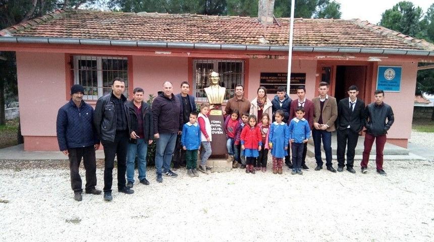 Sarıg&ouml;l Mesleki Eğitim Merkezi &Ouml;ğrencilerinden &Ouml;rnek Davranış